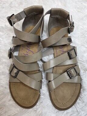 Blowfish Strappy Ankle Buckle Gladiator Flat Sandals Taupe Gray 8.5